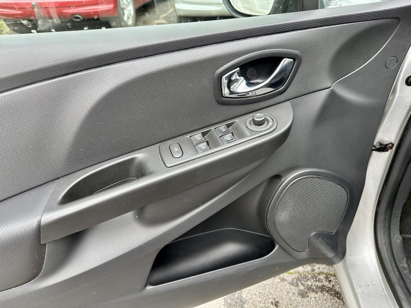 RENAULT CLIO IV 2014