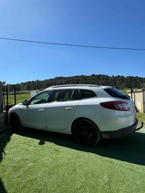 RENAULT MEGANE III Grandtour 2015