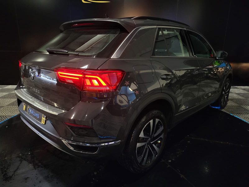VOLKSWAGEN T-ROC 1.5 TSI 150cv United DSG7 / APPLE CARPLAY/TOIT OUVRANT/CHARGEUR A INDUCTION