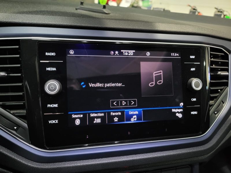 VOLKSWAGEN T-ROC 1.5 TSI 150cv United DSG7 / APPLE CARPLAY/TOIT OUVRANT/CHARGEUR A INDUCTION
