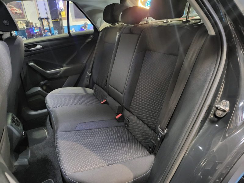 VOLKSWAGEN T-ROC 1.5 TSI 150cv United DSG7 / APPLE CARPLAY/TOIT OUVRANT/CHARGEUR A INDUCTION