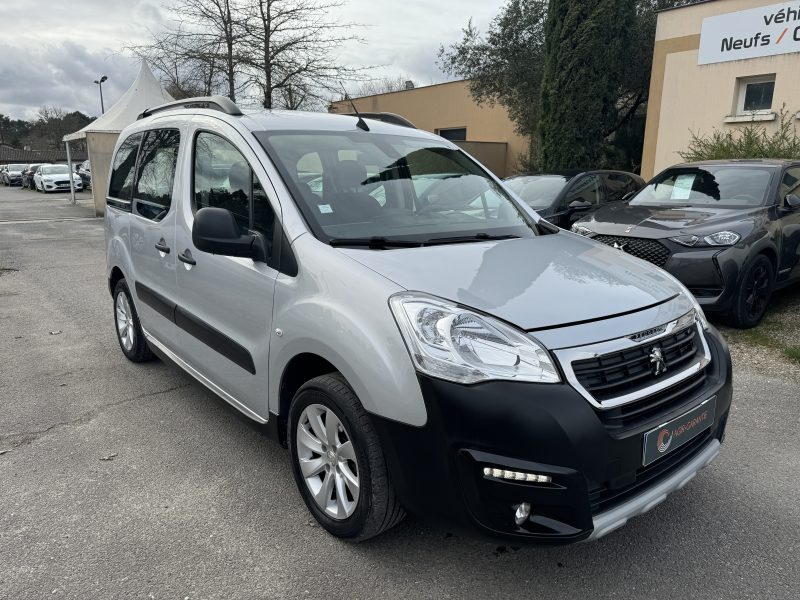 PEUGEOT PARTNER TEPEE 1.2 THP 110 OUTDOOR