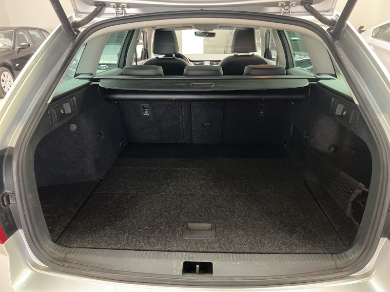 SKODA OCTAVIA 2.0 TDI 184CH SCOUT 4x4 DSG