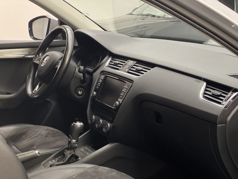 SKODA OCTAVIA 2.0 TDI 184CH SCOUT 4x4 DSG