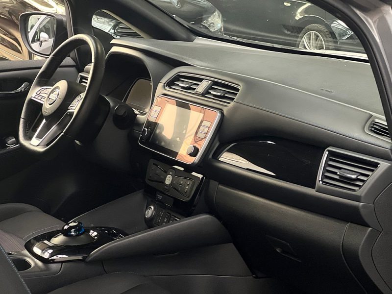 NISSAN LEAF 40KWH N-CONNECTA 