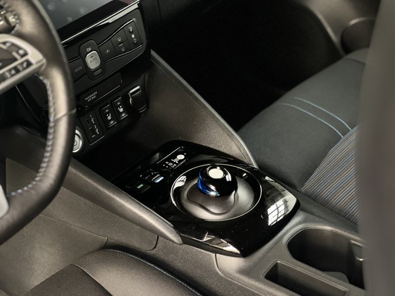 NISSAN LEAF 40KWH N-CONNECTA 