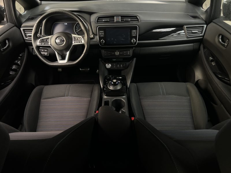 NISSAN LEAF 40KWH N-CONNECTA 