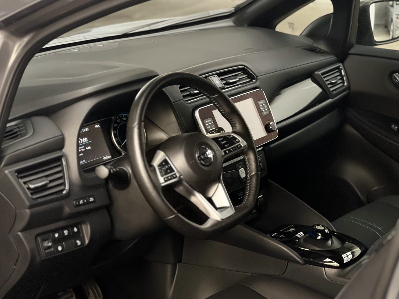 NISSAN LEAF 40KWH N-CONNECTA 