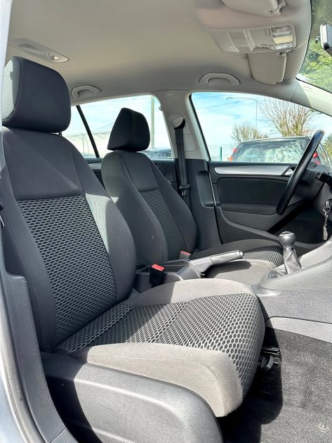 VOLKSWAGEN GOLF VI 2009