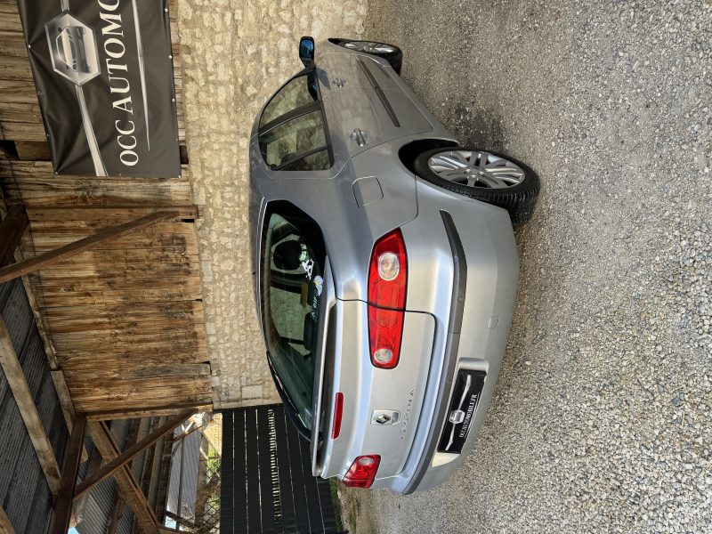 RENAULT LAGUNA II 2005