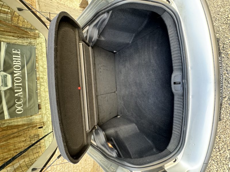 RENAULT LAGUNA II 2005