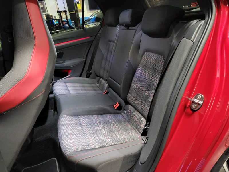 VOLKSWAGEN GOLF VIII GTI 2.0 TSI 245cv DSG7 / APPLE CARPLAY/TOIT OUVRANT/CHARGEUR A INDUCTION