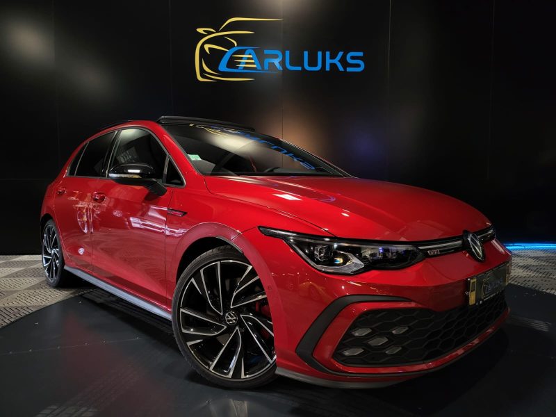 VOLKSWAGEN GOLF VIII GTI 2.0 TSI 245cv DSG7 / APPLE CARPLAY/TOIT OUVRANT/CHARGEUR A INDUCTION