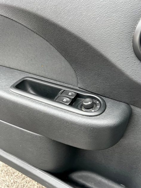 RENAULT TWINGO 2 2012