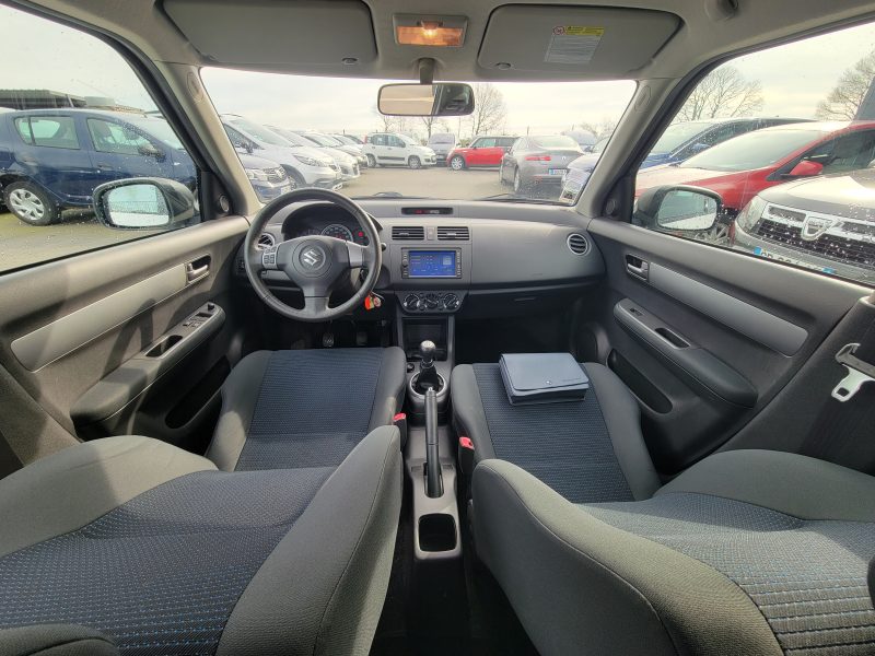SUZUKI SWIFT 1.3L 92CH PACK GPS 