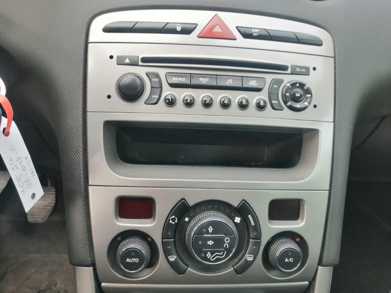 PEUGEOT 308 SW I 2011