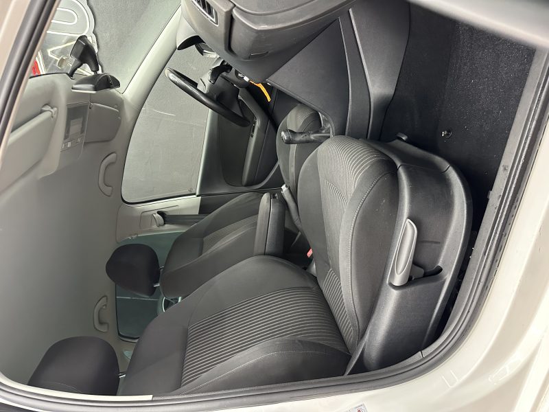 VOLKSWAGEN POLO V 2010