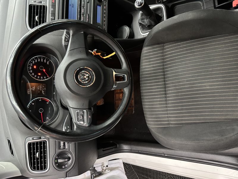 VOLKSWAGEN POLO V 2010