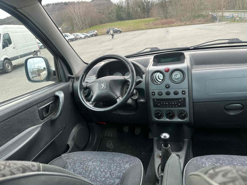 PEUGEOT PARTNER Monospace 2006