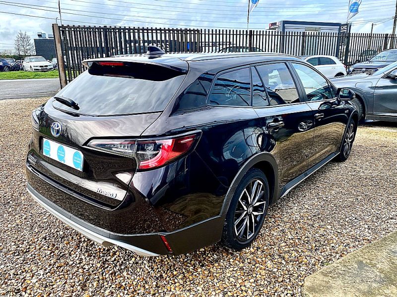 TOYOTA COROLLA TOURING SPORT 2.0 HYBRID 184CH TREK 07/2020
