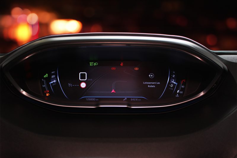 PEUGEOT 3008 SUV 2017