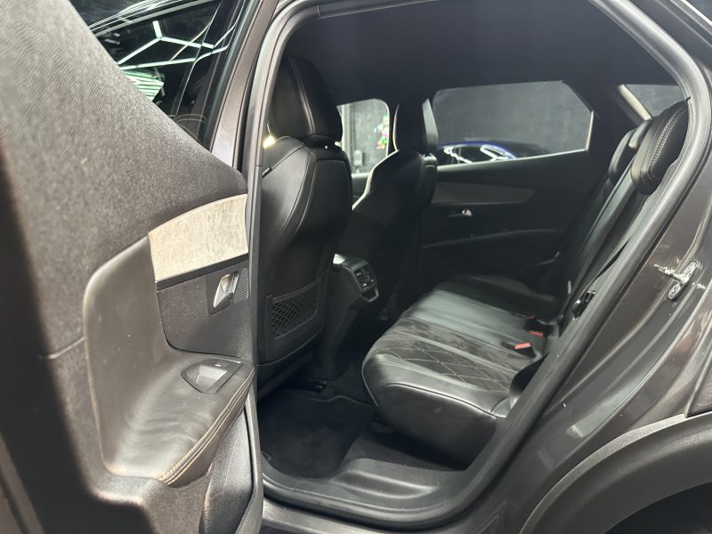 PEUGEOT 3008 SUV 2018