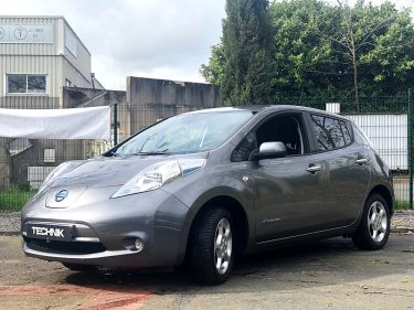 NISSAN LEAF 2016