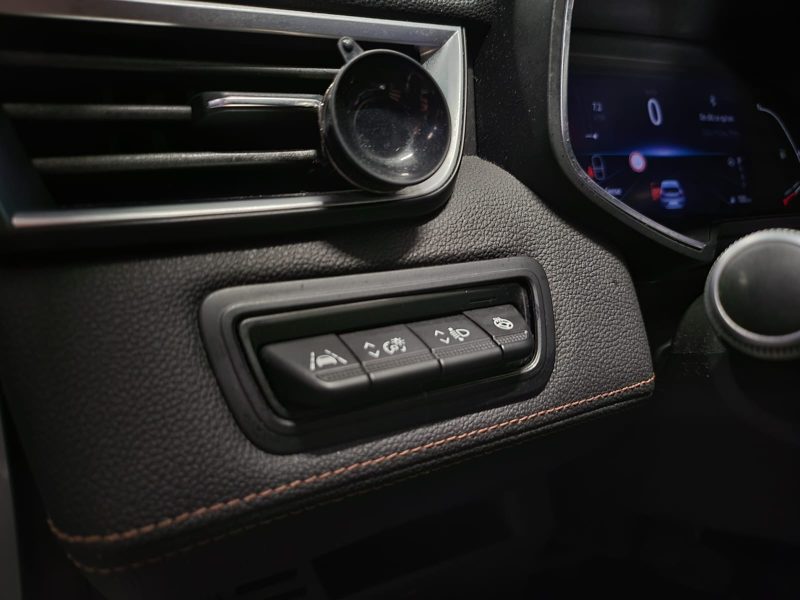 RENAULT CLIO V 1.3 TCe 130cv INITIALE PARIS / SIÈGES CHAUFFANTS+VIRTUAL COCKPIT+CAMÉRA 360°+CARPLAY+