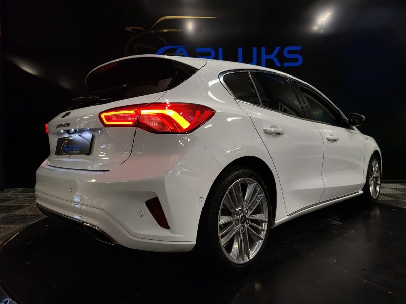 FORD FOCUS 1.0 ECOBOOST 125cv VIGNALE / AFFICHAGE TETE HAUTE / SIGES ELECTRIQUES / SIEGES CHAUFFANTS