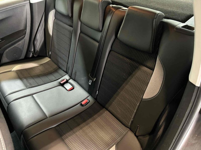 Peugeot 2008 - 1.2 THP 110cv - Allure - Garantie 6 Mois 