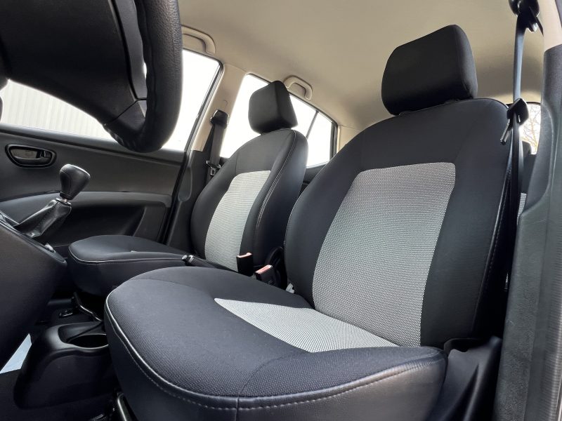 HYUNDAI i 10 1.2 78 Cv 15 800 Kms / 5 PORTES CLIMATISATION BLUETOOTH CRIT AIR 1 - GARANTIE 1 AN