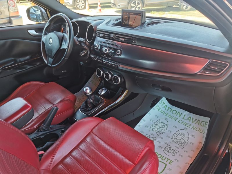 ALFA ROMEO GIULIETTA 2,0JTD 140CH DISTINCTIVE FULL OPTIONS