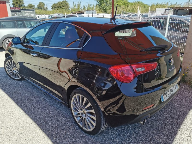 ALFA ROMEO GIULIETTA 2,0JTD 140CH DISTINCTIVE FULL OPTIONS