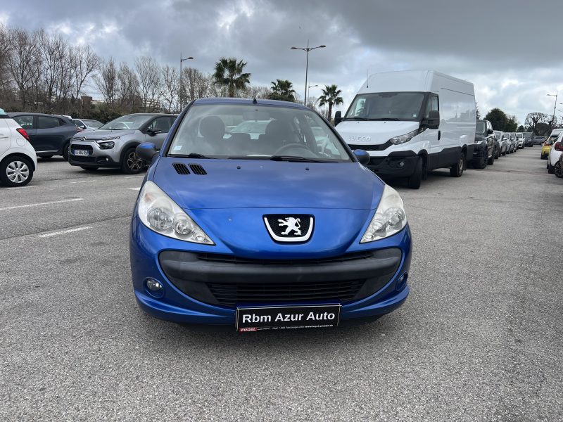 PEUGEOT 206+ 1.1 basic 2010