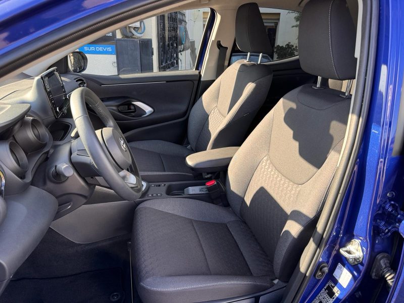 TOYOTA YARIS Hybrides