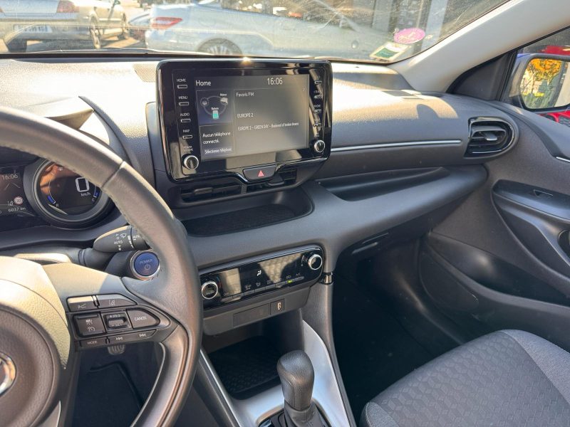 TOYOTA YARIS Hybrides