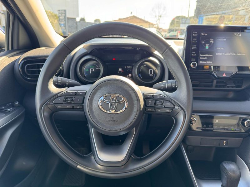 TOYOTA YARIS Hybrides