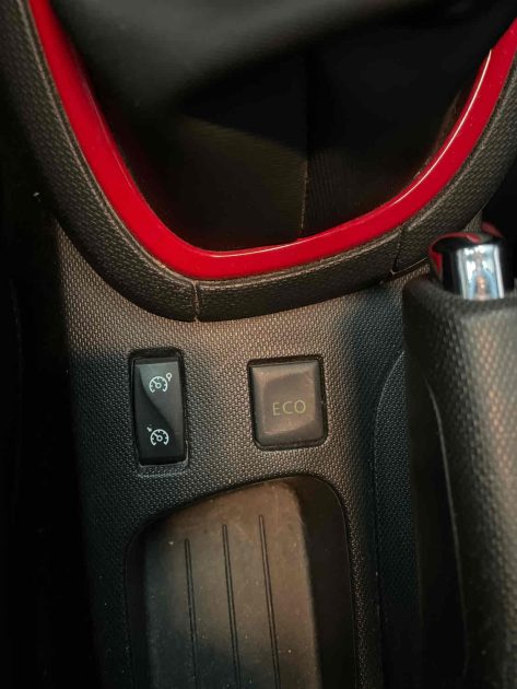 RENAULT CLIO IV Grandtour 2013 1.5 dCi 75 1461cm3 75cv