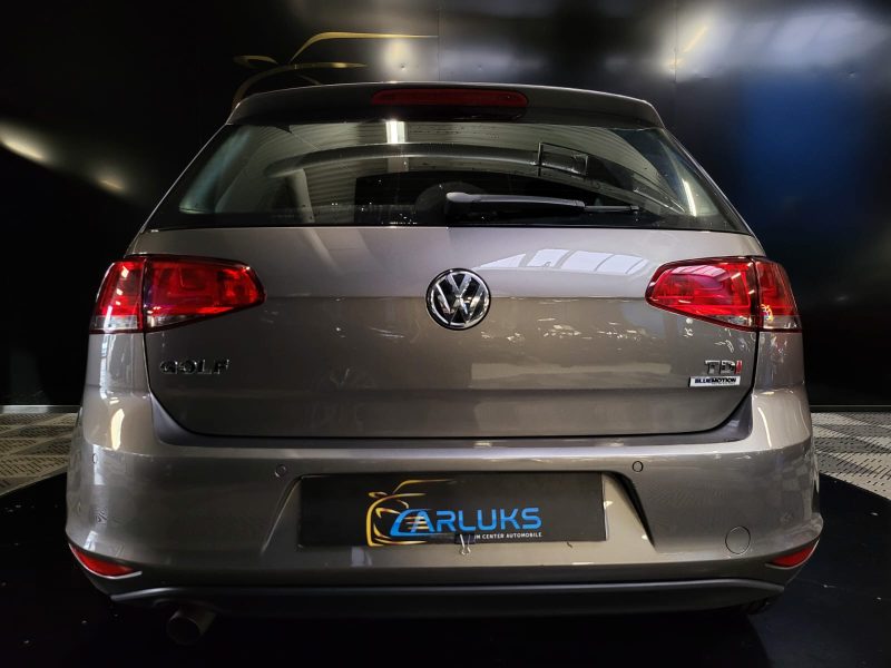 VOLKSWAGEN GOLF VII 1.6 TDI 110CV DSG 7 CONFORTLINE / CARPLAY / REGULATEUR ADAPTATIF / PARK PILOT AV