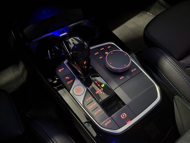 BMW SERIE 1 III 118 I 136cv M SPORT DKG 7 / VIRTUAL COCKPIT/ PACK AMBIANCE / APPLE CARPLAY