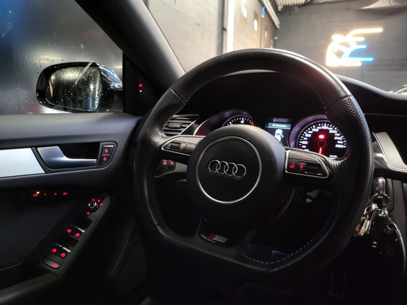 AUDI A5 Sportback 2.0 TDI MULTITRONIC8 S-LINE 190cv SUIVI COMPLET / PACK COMPETITION / TOIT OUVRANT 