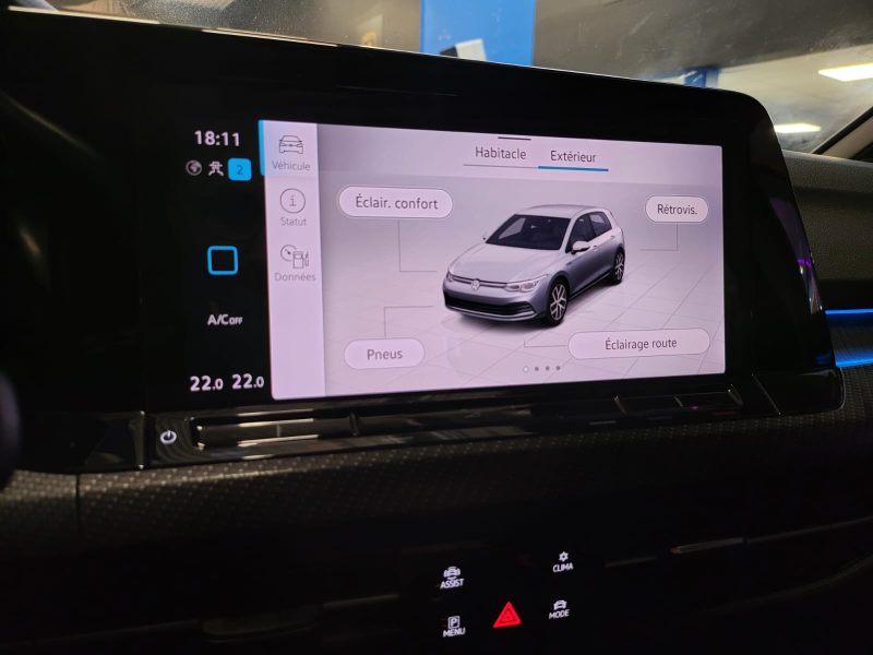 VOLKSWAGEN GOLF VIII 2.0 TDI 150cv DSG R LINE  VIRTUAL COCKPIT / PACK LUMIERE D'AMBIANCE / REGULATEU