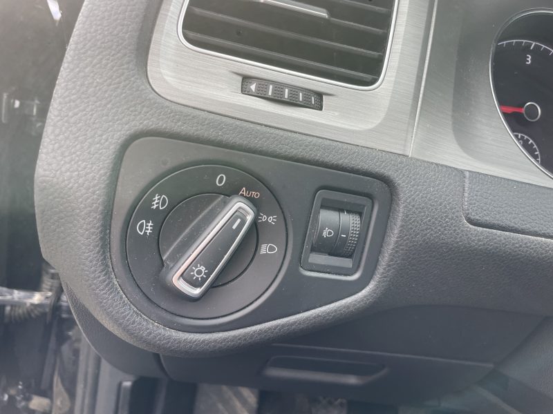 VOLKSWAGEN GOLF VII SW Confortline 2014