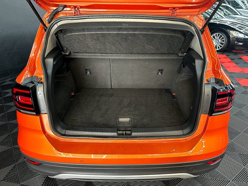 VOLKSWAGEN T-CROSS 2020