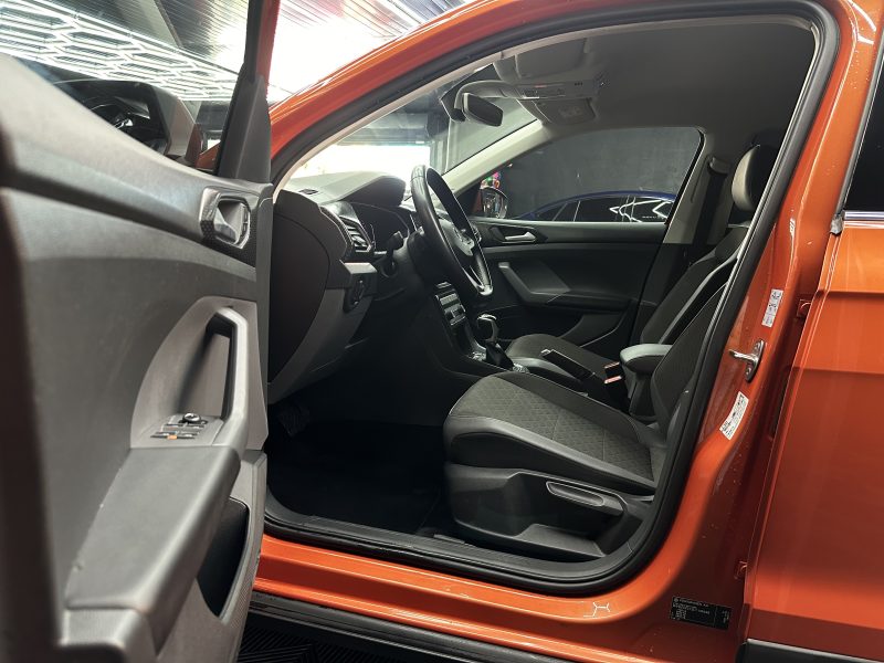 VOLKSWAGEN T-CROSS 2020