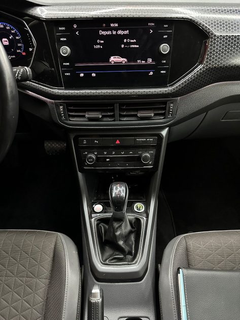 VOLKSWAGEN T-CROSS 2020