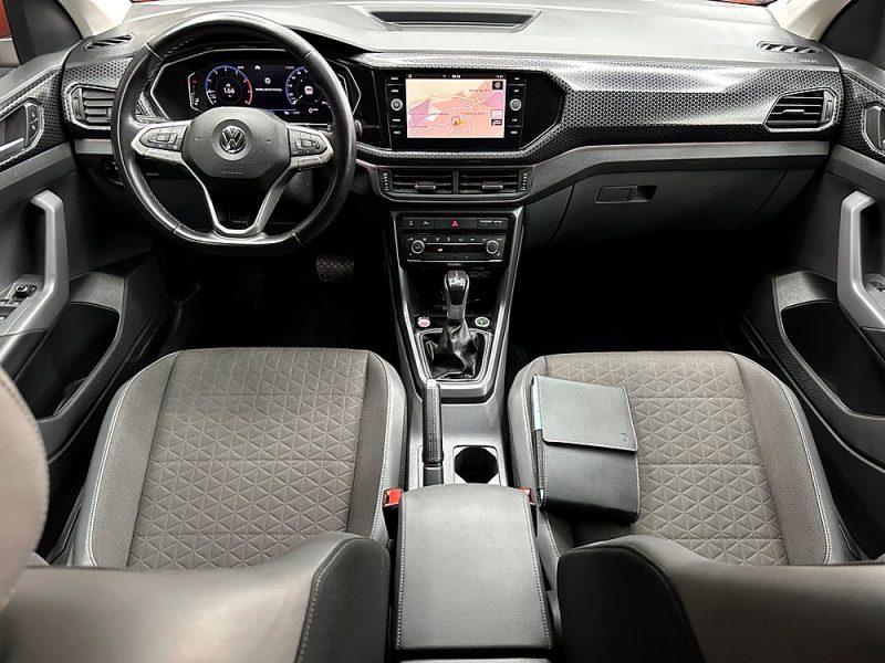 VOLKSWAGEN T-CROSS 2020