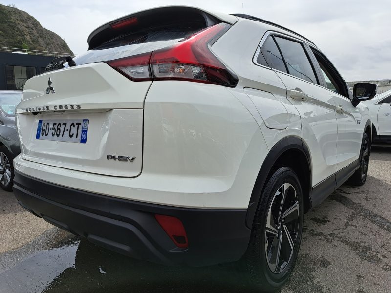 MITSUBISHI ECLIPSE CROSS 2021