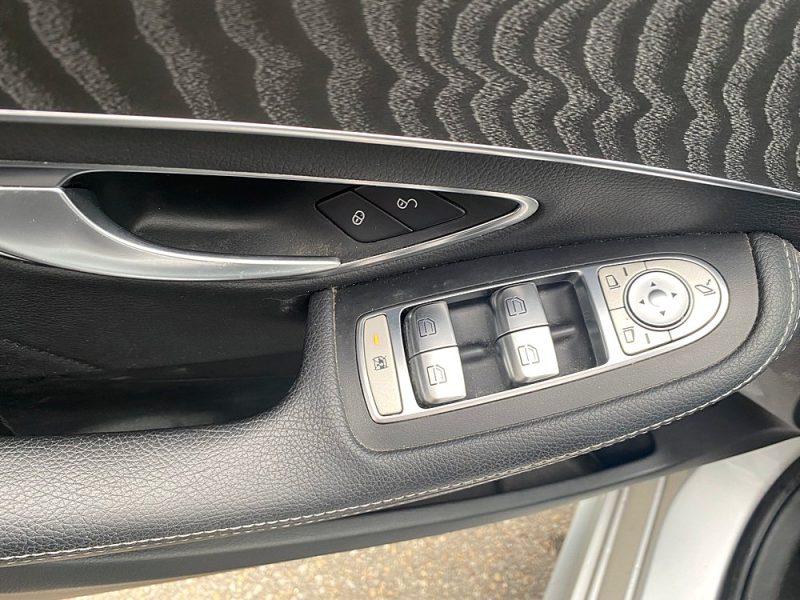 MERCEDES CLASSE C 180 BLUETEC SPORTLINE 7G-TRONIC