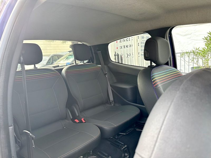 RENAULT TWINGO II 1.2 16v 75ch PURPLE